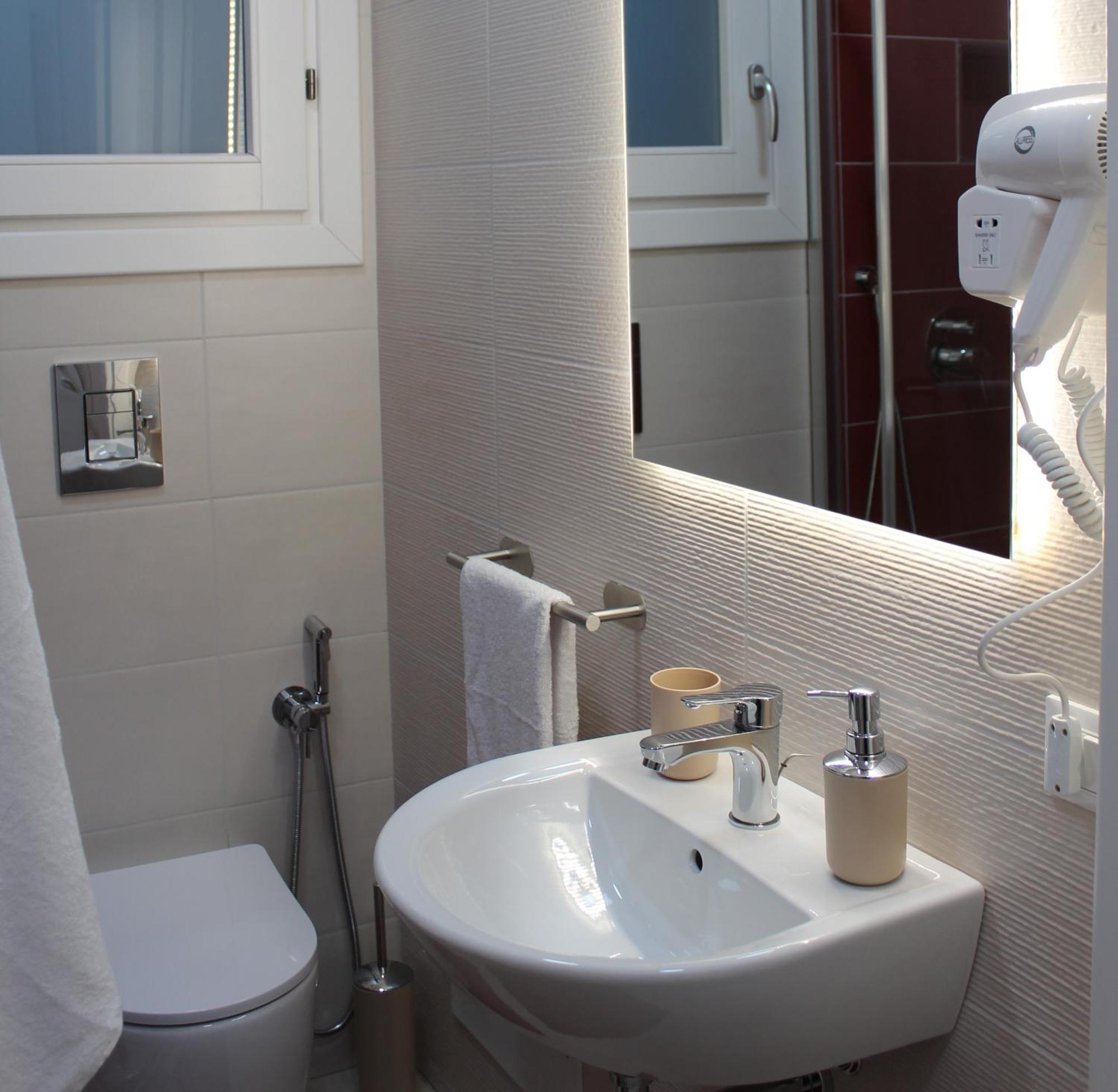 The Twins Rooms In Marettimo 2 Extérieur photo